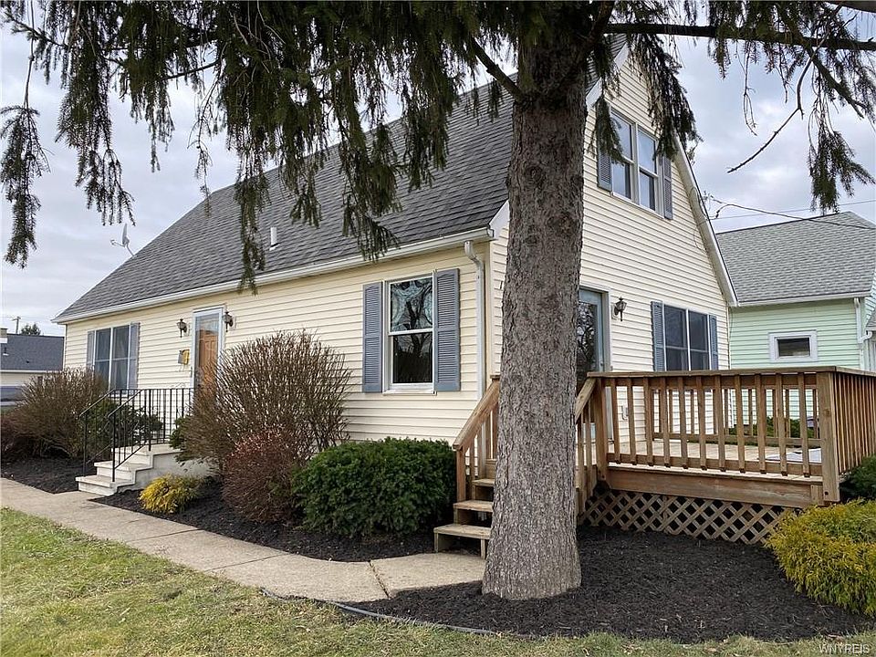 1st image of 174 Barnsdale Ave