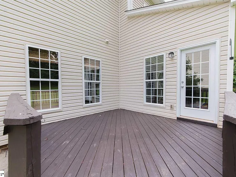 208 Woodland Creek Way — Photo 18