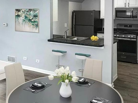 3rd image of 1732 Summer Breeze Ln
