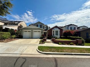 8 Vineyard Dr, Mission Viejo, CA 92694