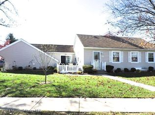 91 Theatre Gdns UNIT A, Freehold, NJ 07728