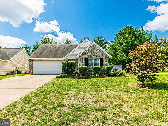 4th image of 11736 Collinwood Ct