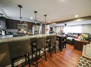 31 Moorland St, Fall River, MA 02724