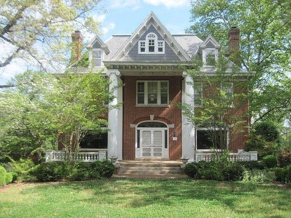 1st image of 550 Richmond Hwy