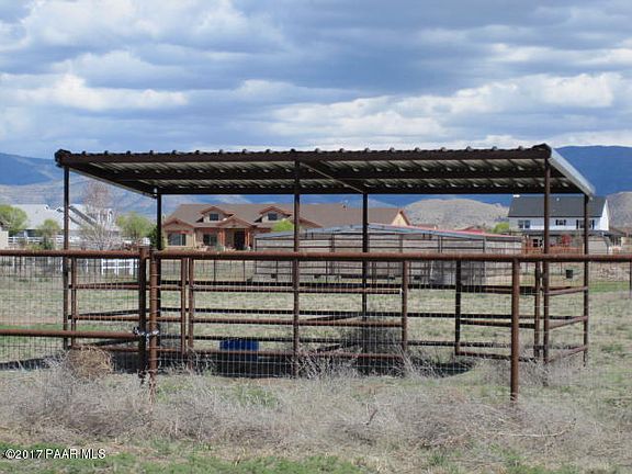 5th image of 9555 N Buddy Ln