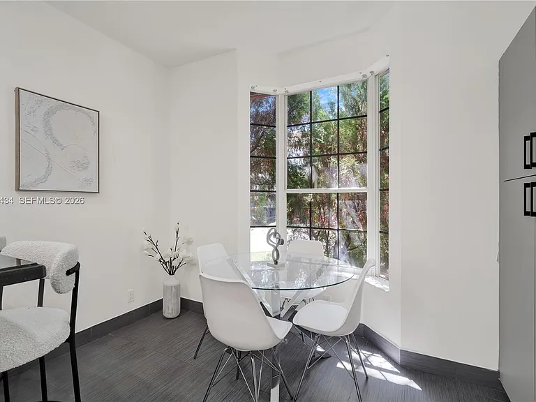 1251 Hayes St — Photo 14
