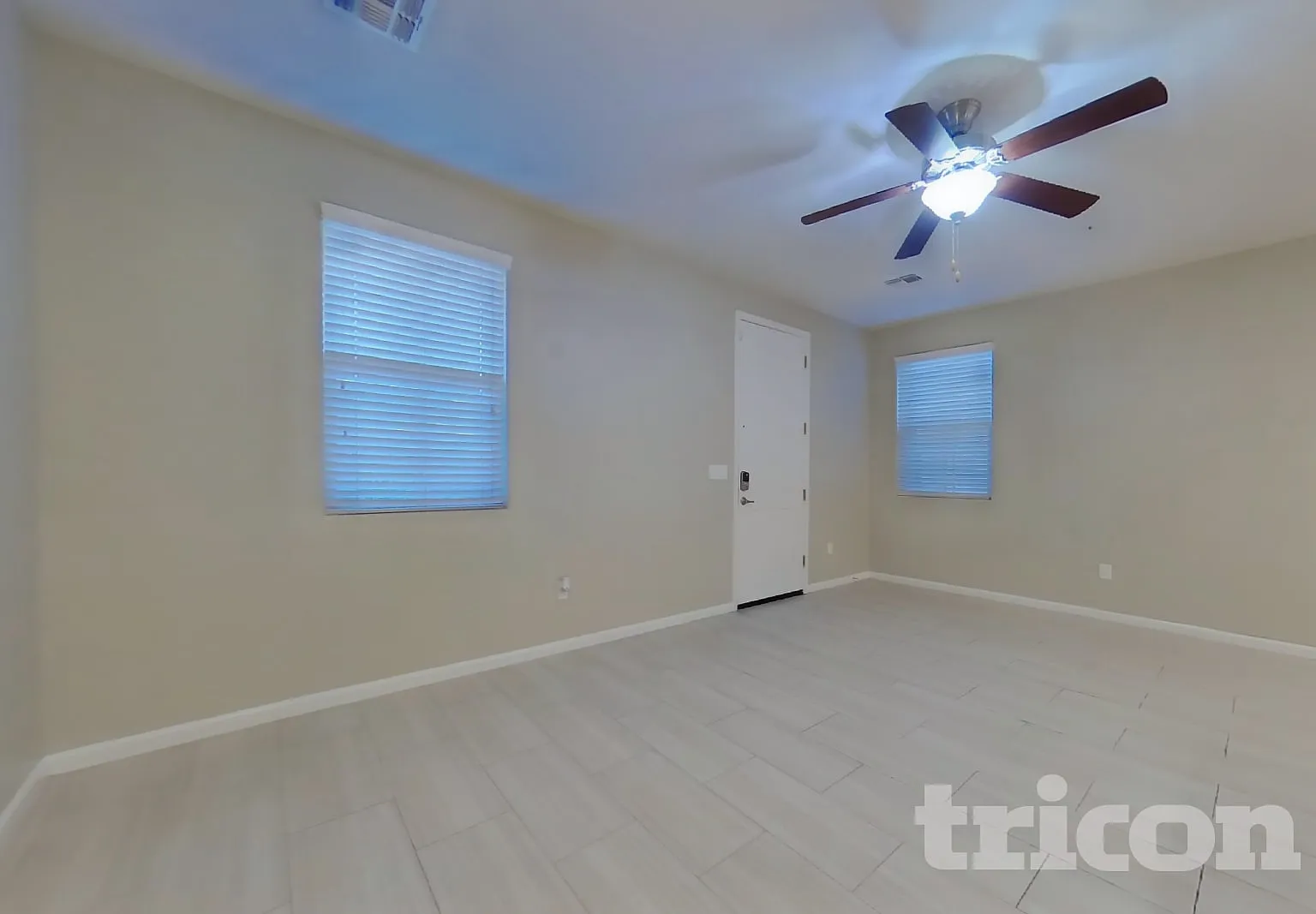 12550 W Hummingbird Terrace Peoria AZ — Photo 2
