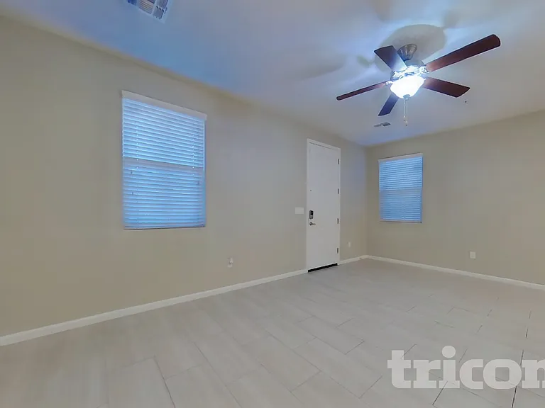 12550 W Hummingbird Ter — Photo 2