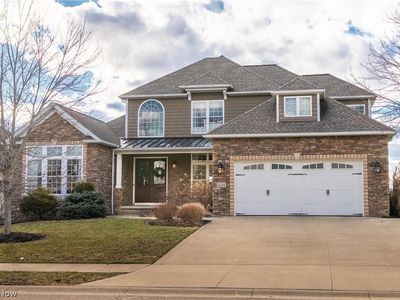 1124 Laurel Green Dr NE, North Canton, OH, 44720