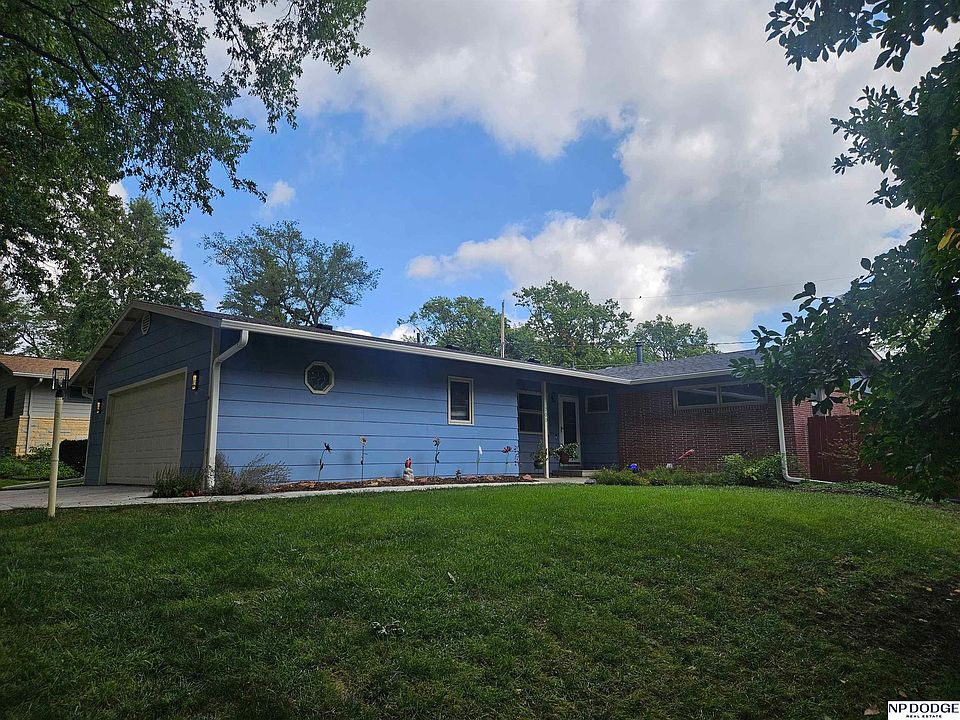 1st image of 700 Eldon Dr