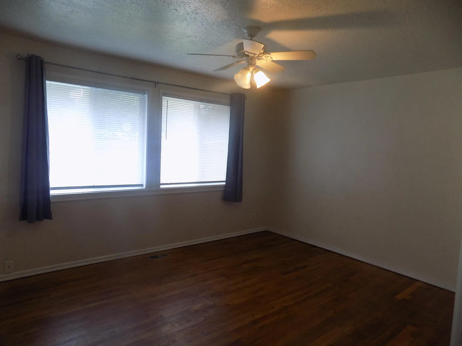 2 bed, 800 sqft, $1,895 — Photo 4