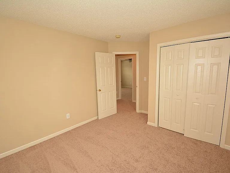 11960 Locus Ln — Photo 18