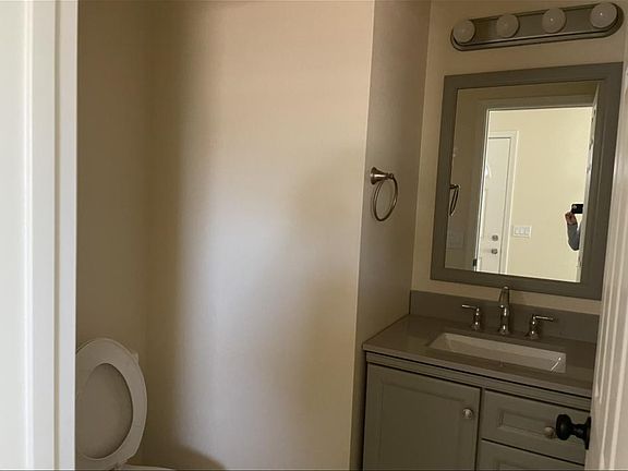 2nd image of 438 Browns Aly
