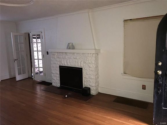 3rd image of 1426 Cory Dr