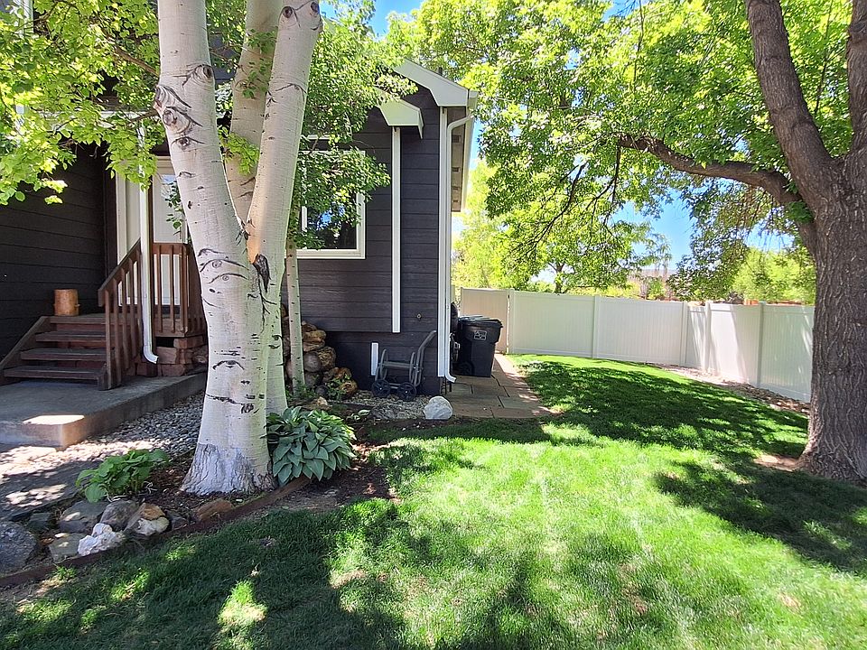 1st image of 1398 W 45th St