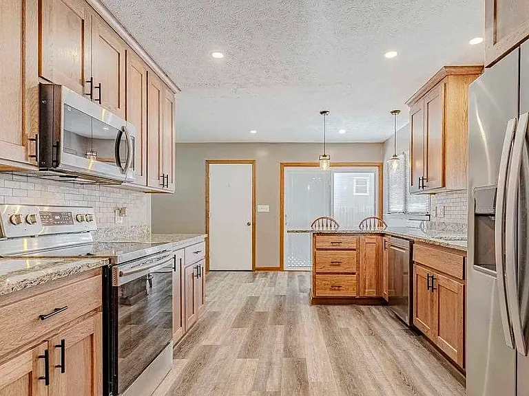 1414 Westwind Dr — Photo 14