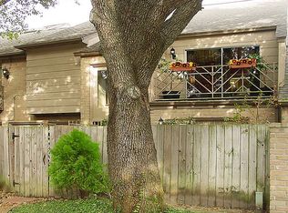 5828 Sampley Way #5828, Houston, TX 77092