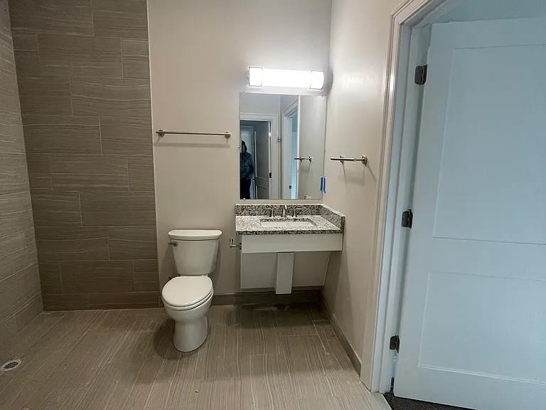 242 Main St #105 — Photo 6