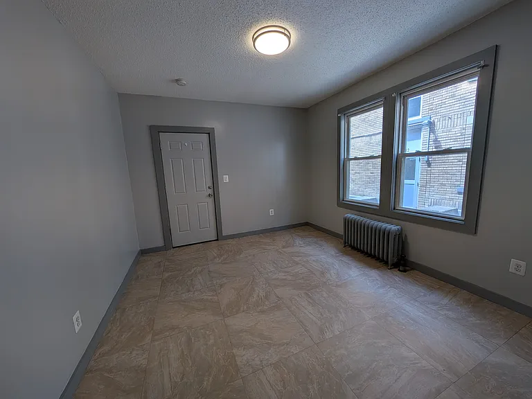 16 Groton St — Photo 5