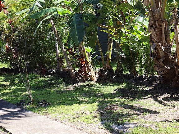 4th image of 12-7004 Hoe Nalu St