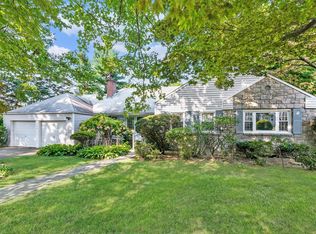 196 Evandale Rd, Scarsdale, NY 10583