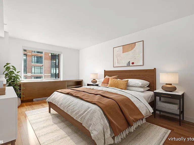 555 W 23rd St #S10L — Photo 4