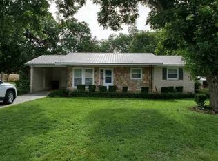 201 Pinecrest Rd, Warner Robins, GA 31093