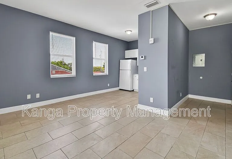 1401 Division Ave #206 — Photo 2