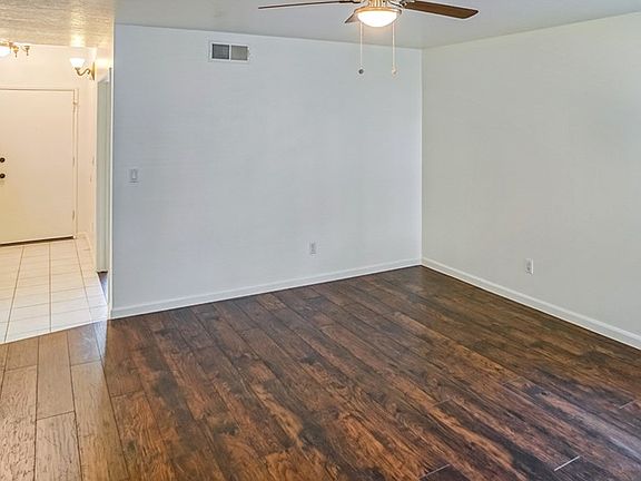 3rd image of 16749 Highfalls St
