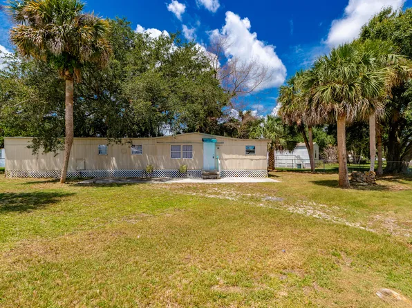 5009 Deanna Lane, Fort Pierce, FL 34946