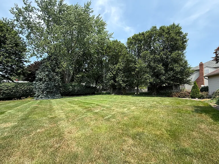 5909 Royal Hill Cir NE — Photo 22