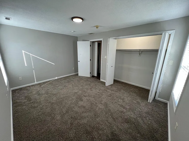 711 Hill Rd #I — Photo 18