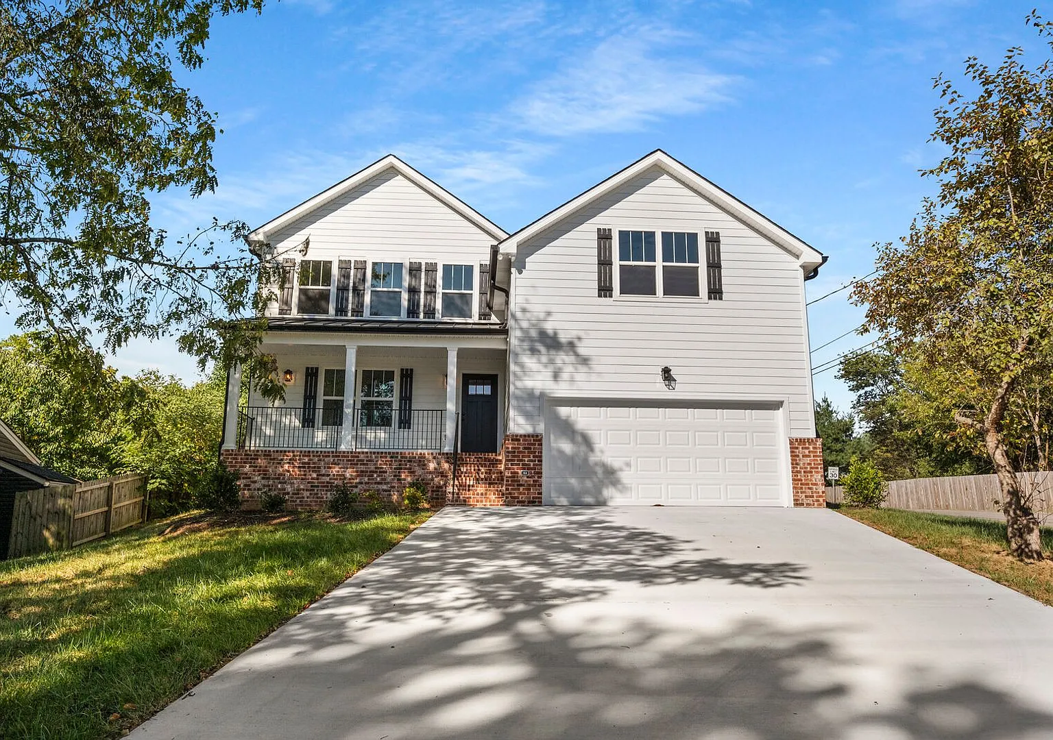 Beautiful Newer Construction Home in Old Hickory 3 Bed, 2.5 Bath — Photo 1