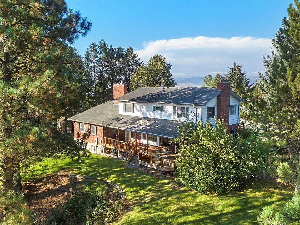 1st image of 825 Parkview Way