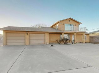 921 Romadora Ln SW, Albuquerque, NM 87121