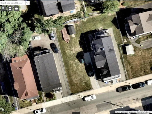 7 Browning Ave, Dorchester, MA 02124