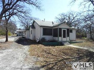 1001 Springfield St, Fort Worth, TX 76112