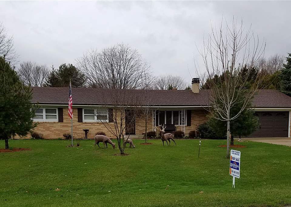 1st image of 1937 Villanova Dr