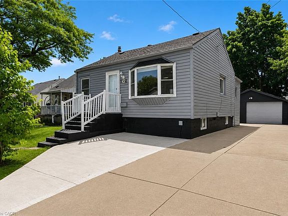 3rd image of 36 Mahony Ave