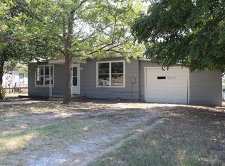 1703 Avenue B, Santa Anna, TX 76878