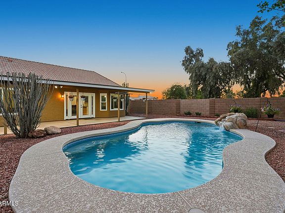 3rd image of 4890 W GERONIMO Street