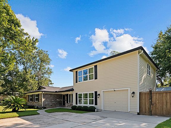 4th image of 321 Palmwood Ct
