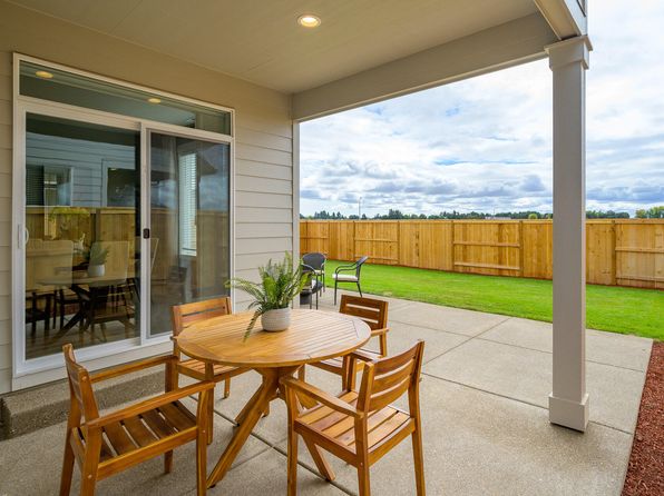 139 Valemont Dr #37, Eagle Point, OR 97524
