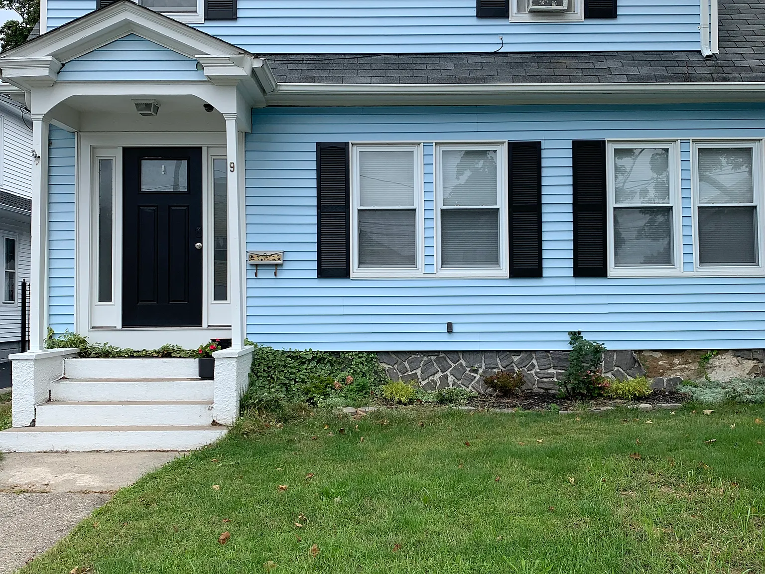 9 Rhodes Ave — Photo 1
