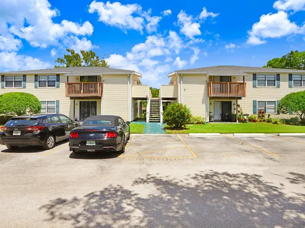 137 Hunter Lake Dr Unit C, Oldsmar, FL 34677