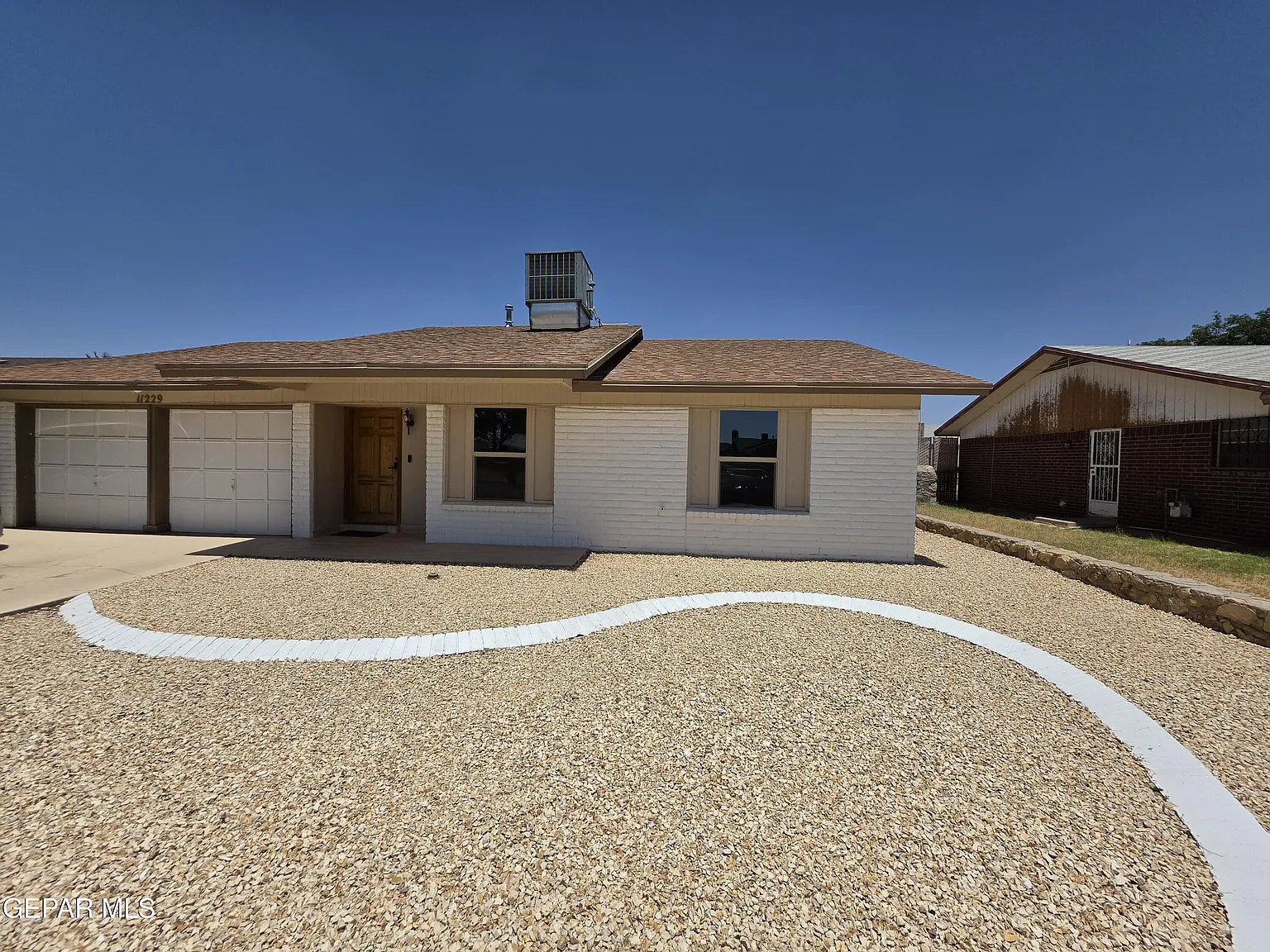 3 bed, 2.0 bath, 1386 sqft, $1,595 — Photo 1