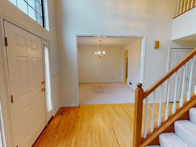 6498 Ringsend Ct — Photo 3