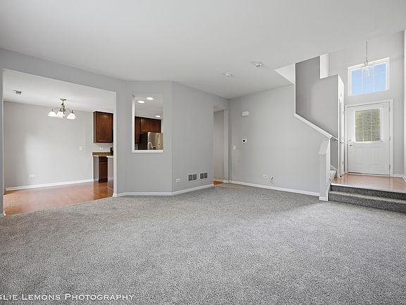 3rd image of 337 Devoe Dr #337