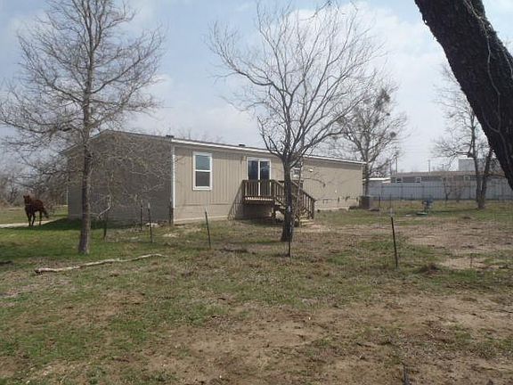 5th image of 1580 Pooley Rd