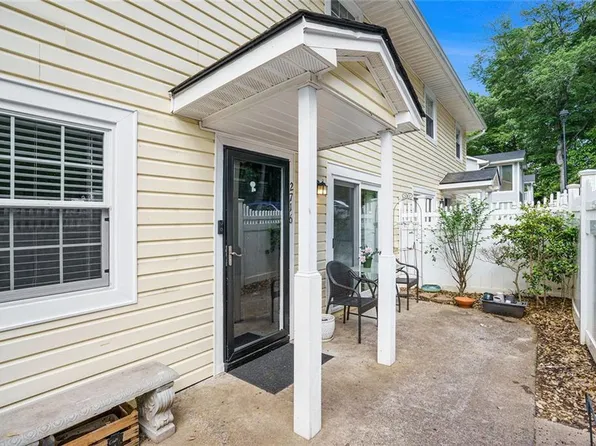 2716 Suwanee Way SE, Marietta, GA 30067